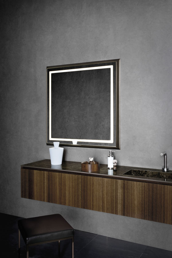 Зеркало Chance с алюминиевым профилем (3,5 cм) в отделке nero, bianco или rodio.